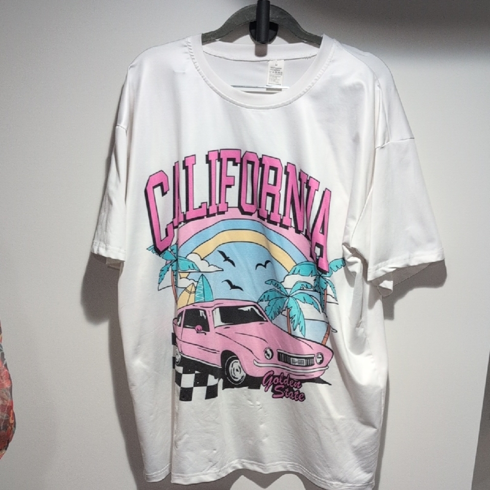 California Graphic Tee for Kids - White with Pink Car